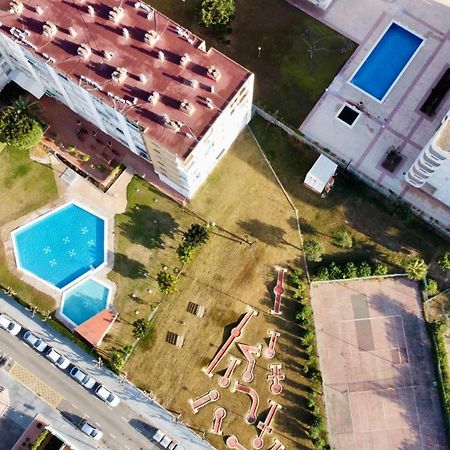 Bouquet Dream La Pineda Apartment Exterior photo
