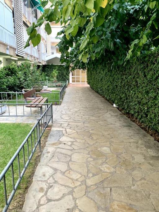 Bouquet Dream La Pineda Apartment Exterior photo