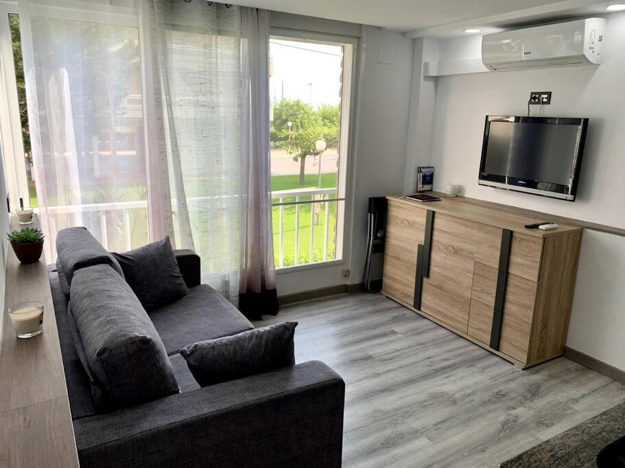Bouquet Dream La Pineda Apartment Exterior photo